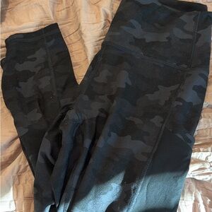 Womens S Black Camouflage Leggings